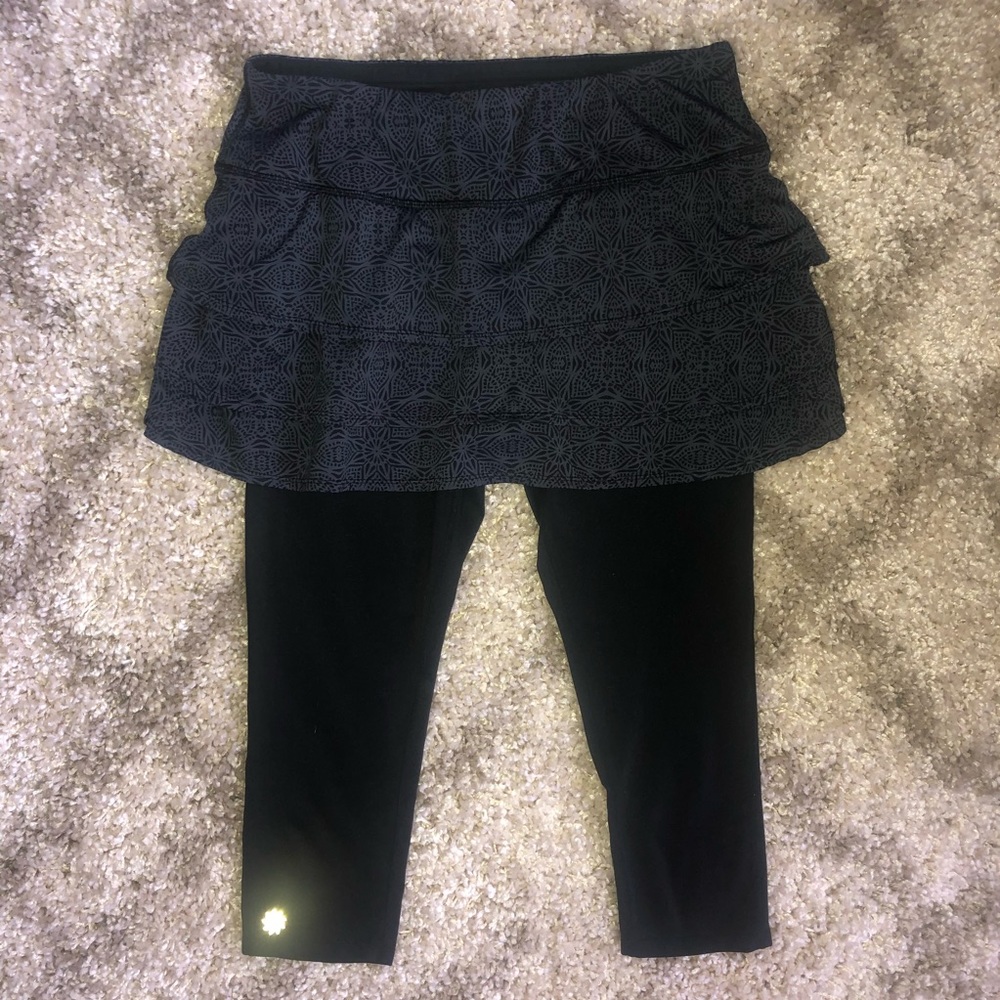Athleta workout pants with attached skirt...Size M